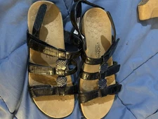 Vionic Orthoheel Navy Blue Patent Slingback Strappy Sandals Women's 10