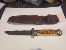 Vintage Colonial Prov Made In The USA Knife with sheah