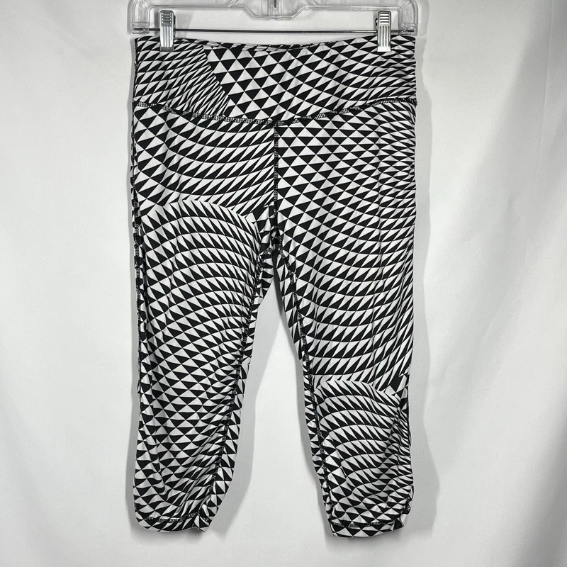 sweaty-betty crop geometric triangles psychedelic leggings