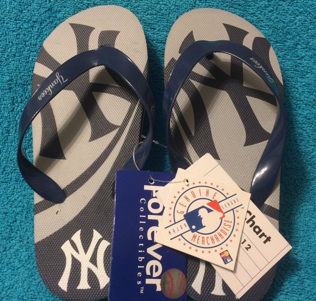 ny yankees flip flops