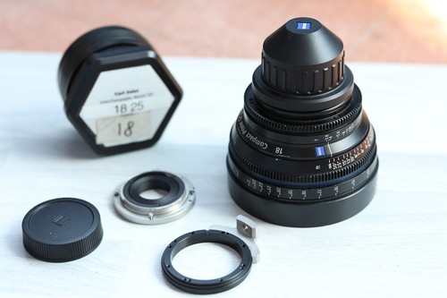 Objectif Cinéma ZEISS CP.2 18mm T3.6 - Montures PL Et EF Incluses, Mesure En Pieds