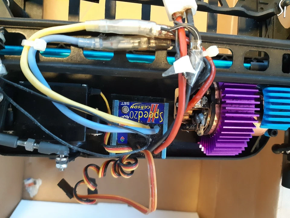 Robitronic ETC Sport Touring Car + spare parts - Bild 4 von 4