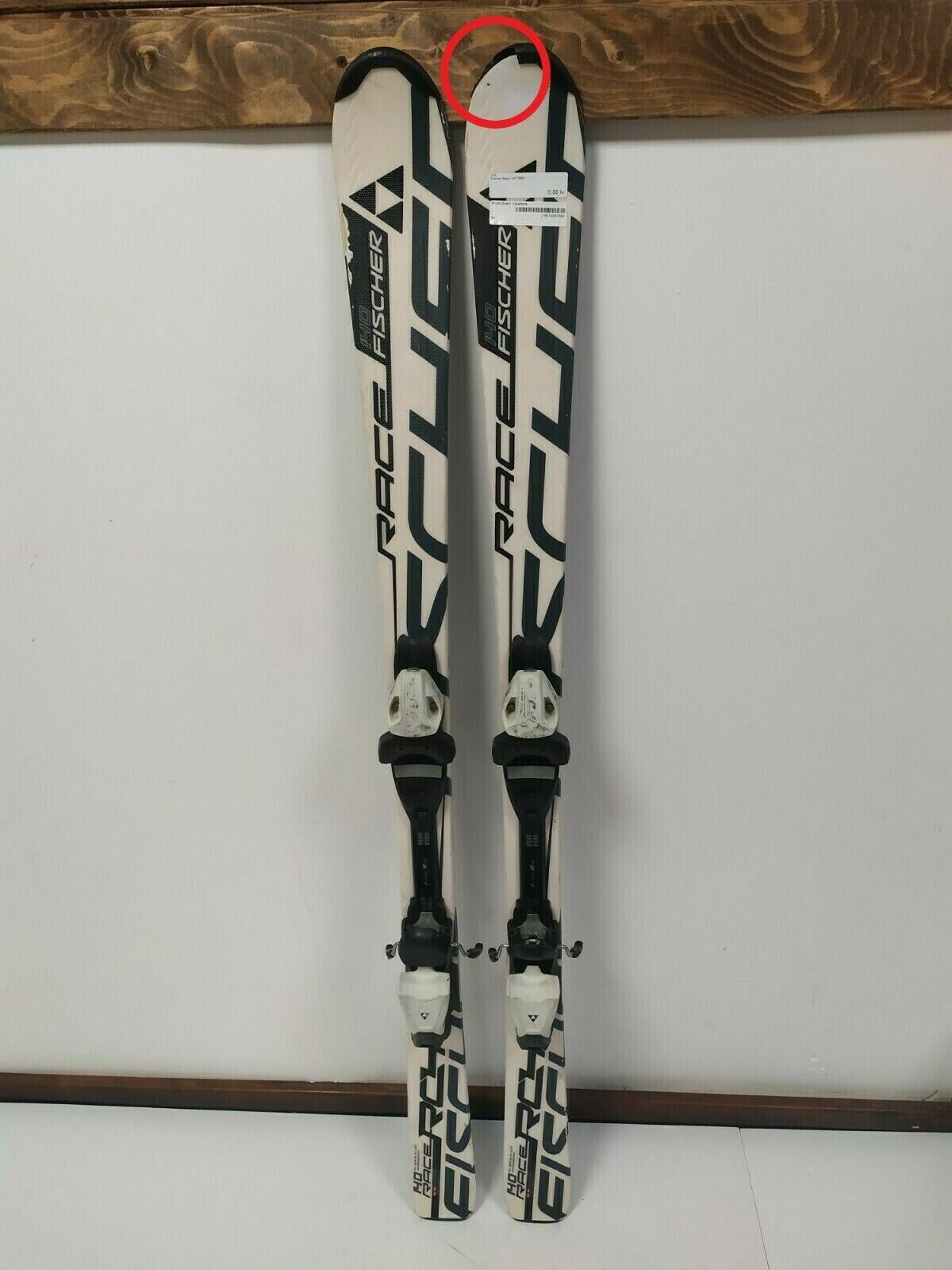 Sci Fischer Race 140 cm + attacchi Fischer 7,5 sport invernali downhill fun CBS