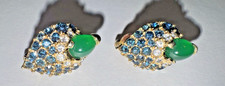 Vintage BOUCHER Green Rhinestone Clip EARRINGS