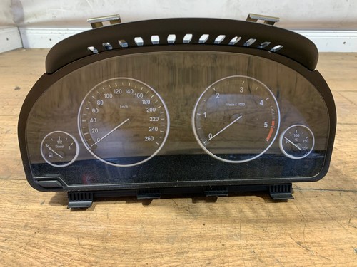 BMW F11 F10 525d Tacho Kombiinstrument Automatik 9265179 Bj 2011