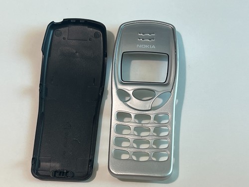 Nokia 3210 NSE-9 Housing Cover Silver on Black without Buttons - Picture 11 of 11