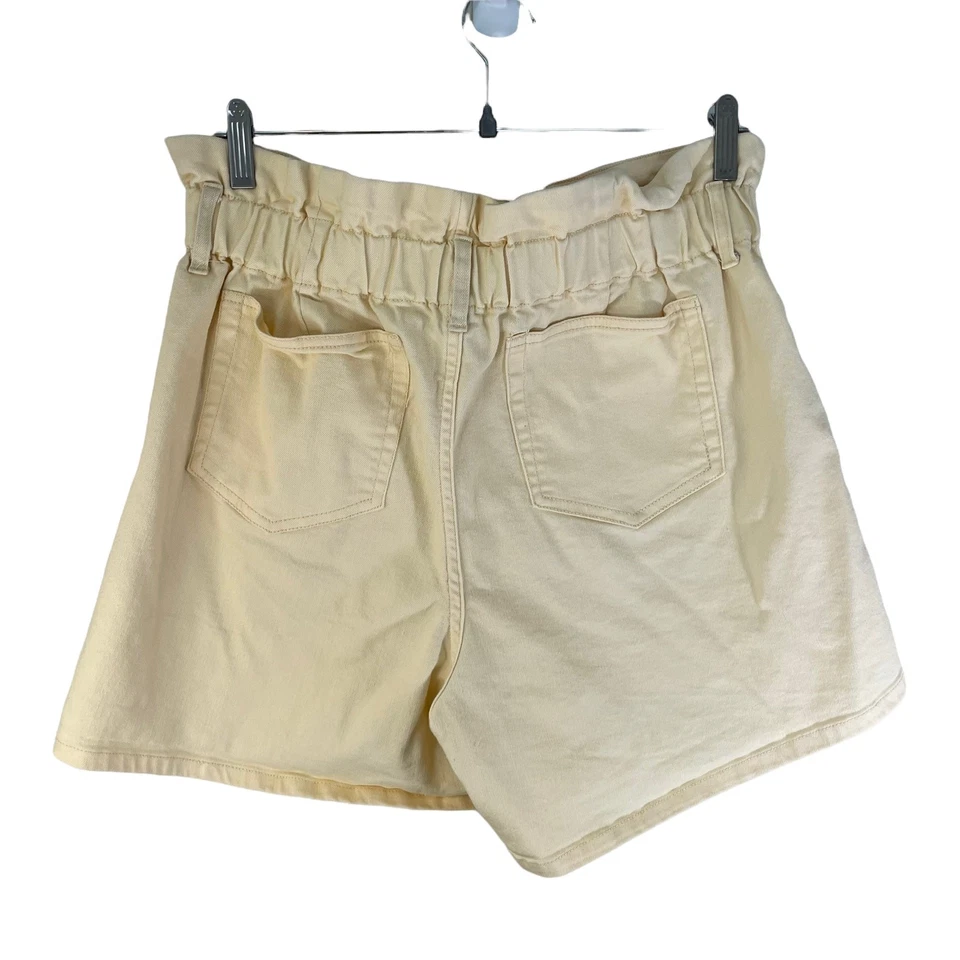 Arizona Jeans Company Juniors 13 Paperbag High Rise Shorts Butter Yellow Casual - Image 3 of 4