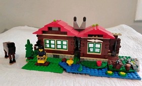 LEGO CREATOR: Lakeside Lodge (31048) No Box/Instructions 