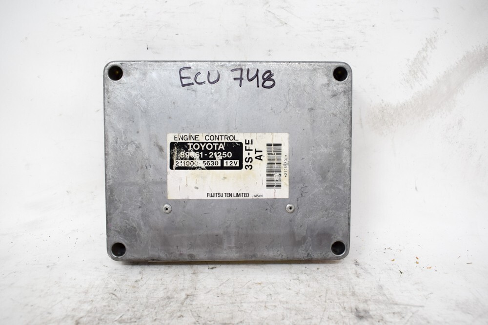 ECUコンピューター3S-GT 89661-2B280 Toyota 3S-FE ECU ECM PCM | 8966121250 | Genuine OEM | JDM | Front