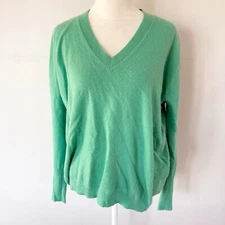 JCrew Women Italian Cashmere Classic Sweater Small Preppy Old Money Quiet Luxury