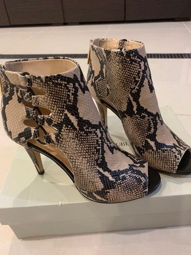 Nuevo en caja zapatos de Banana Republic Averie abierto Toes Tacones Talla  6.5 | eBay