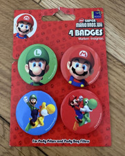 Official Nintendo Super Mario Bros Wii Pin buttons badges party bag Luigi Yoshi