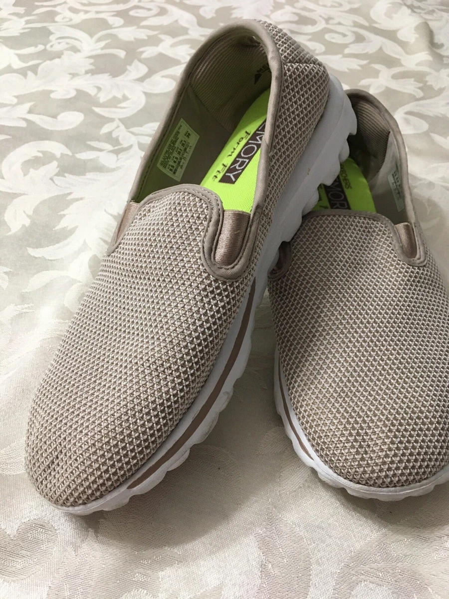 Skechers go flex 2024 walk beige
