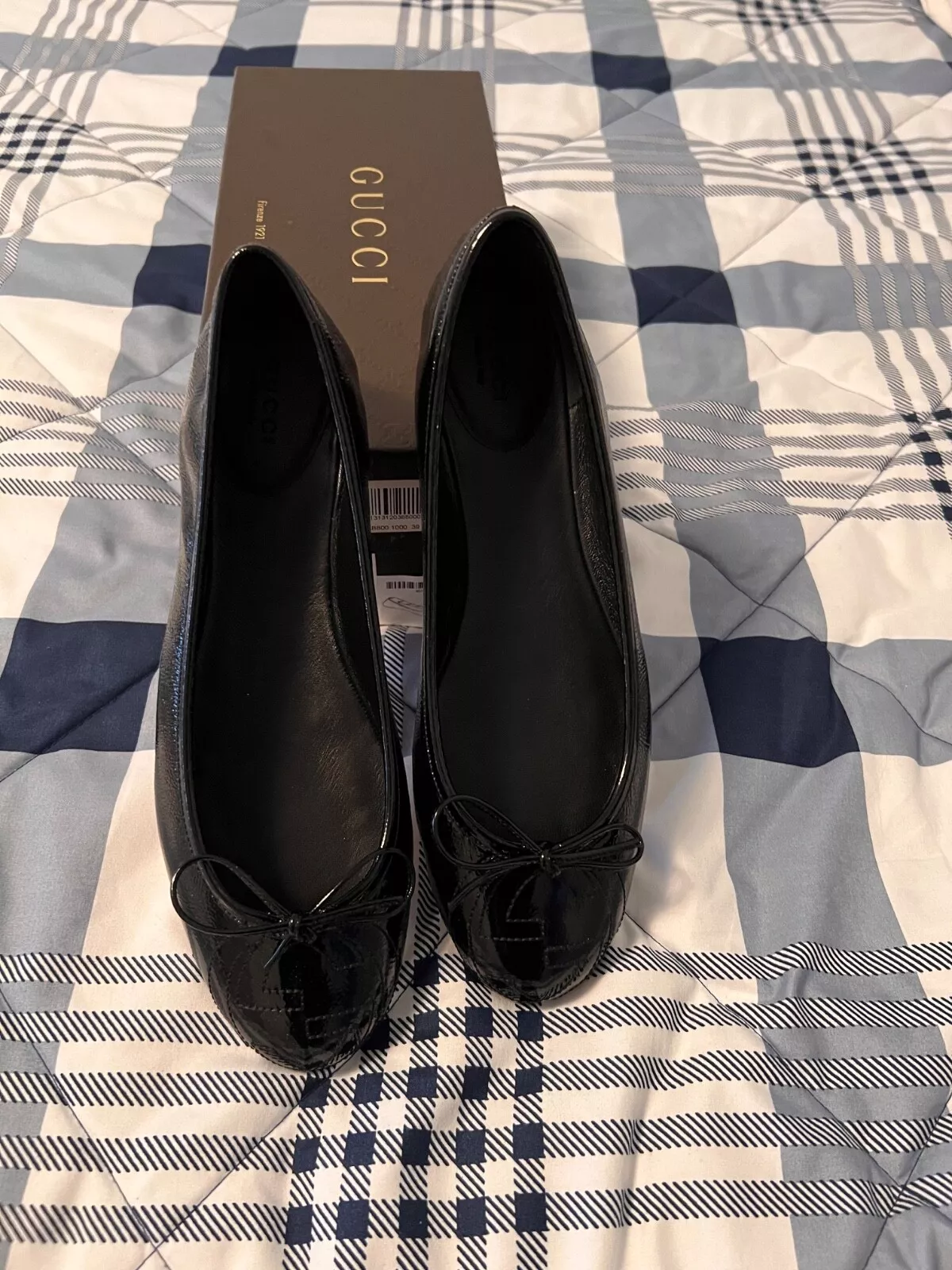 Ballerines GUCCI en cuir verni noir neuves avec boite taille 39