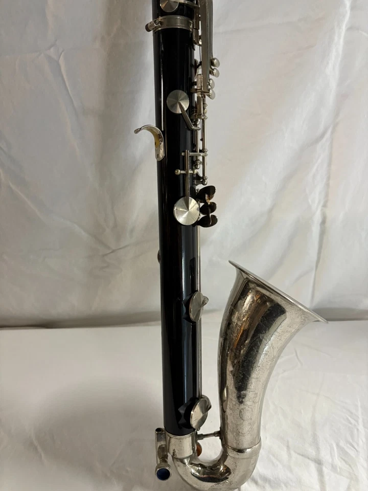 CLARINETE BAJO WURLITZER VER FOTOS CAMPANA VITO SIN ESTUCHE Foto 2 de 4