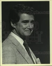1982 Press Photo Host Regis Philbin in "The Regis Philbin Show" on NBC TV