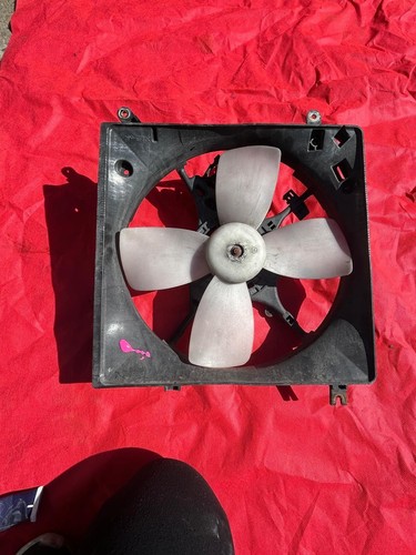 MITSUBISHI GALANT EA2 2,0 136PS KÜHLERLÜFTER WASSERKÜHLER 104993-3022