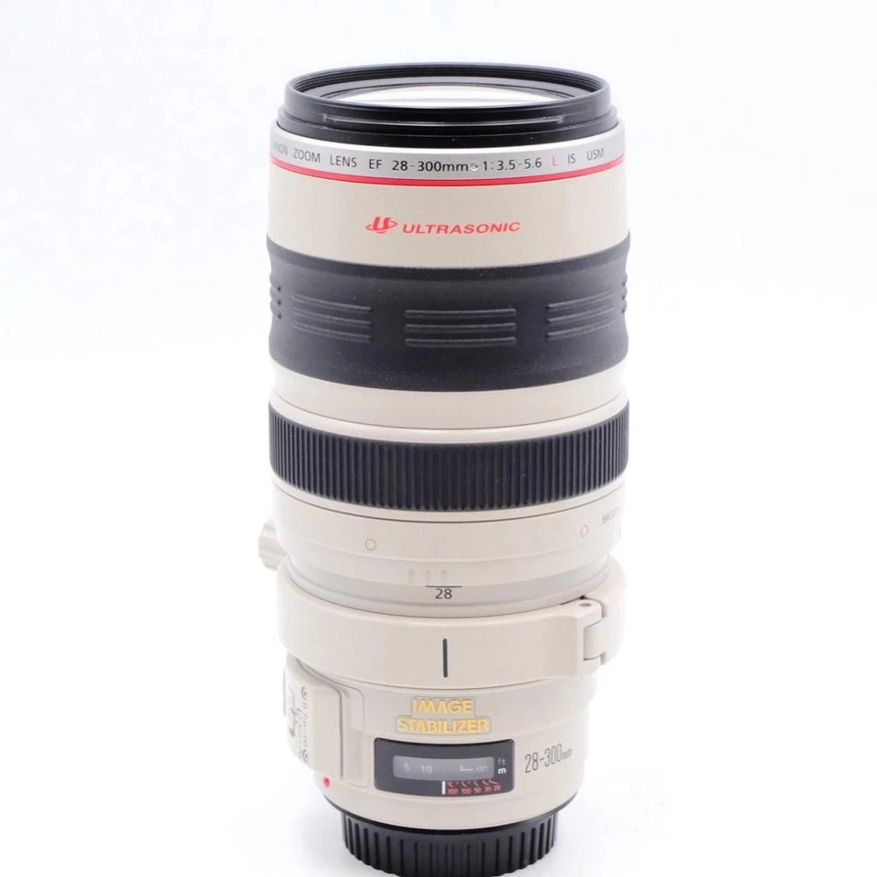 "AS-IS" Canon Zoom Lens EF 28-300mm 3.5-5.6 L IS USM + Hood – MUST READ! (0071) - image 2 of 4