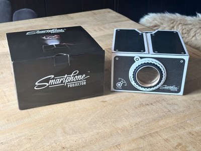 Luckies Smartphone Projector