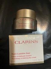 CLARINS NOURISHING REVITALIZING DAY CREAM, Nutri-Lumiere Jour  1.6oz/50ml