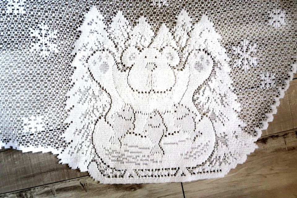 Heritage Lace Christmas Moose Mantle Scarf with Woodsy Nature Friends - Image 2 of 4