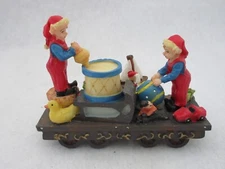 Home Towne Express Train Santa's Workshop 1998 J C Penney's Christmas Village