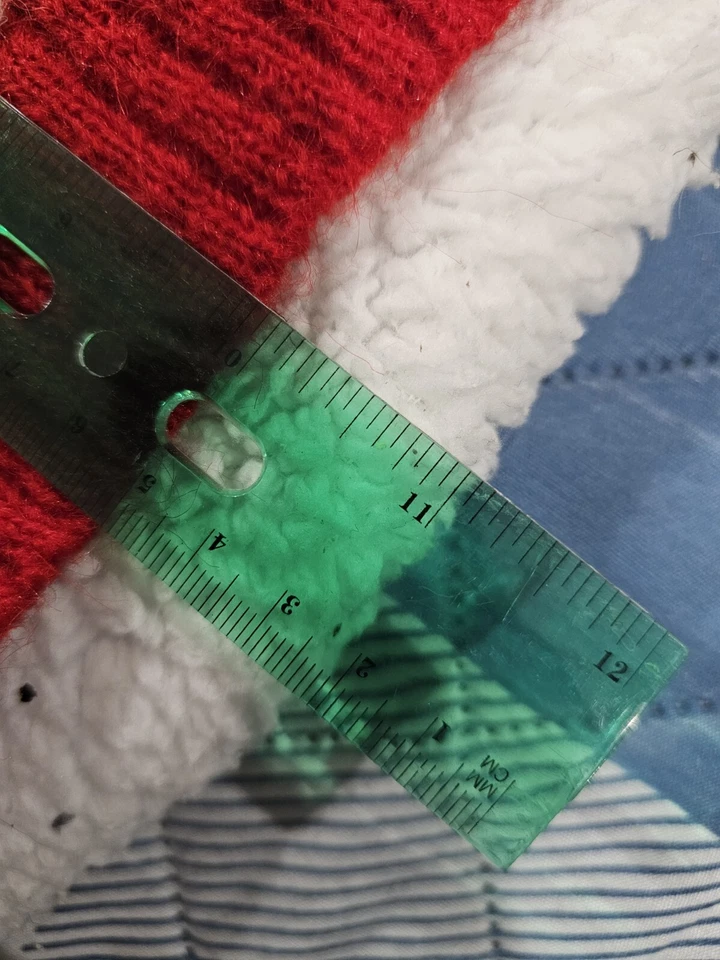 NWT American Beagle Outfitters XS (Made Big See Pics) dog Valentine sweater  - Image 4 of 4