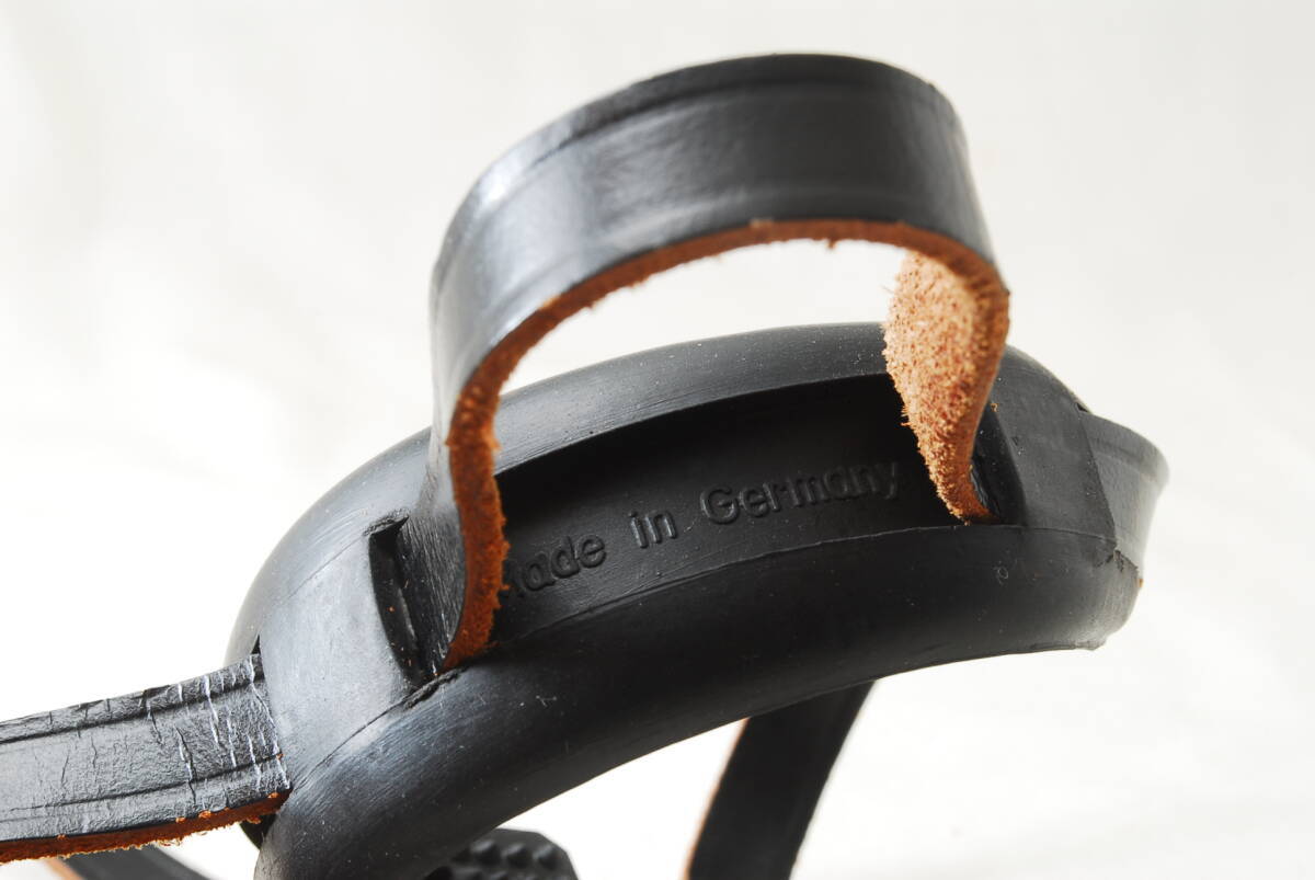 Near Mint Rare Leica Leitz Wetzlar Germany Leather Strap Vintage High