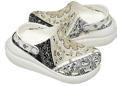 Crocs Classic Crush Bandana Platform Clog Womens size 7 Chai/Multi