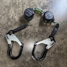 SAFEWAZE LATITUDE PRO Dual Self Retracting Lifeline W Rebar Hooks, 7’ Web