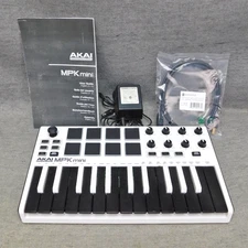 Akai MPK Mini 25 Key USB Keyboard White Case Clean Powers on Untested Used