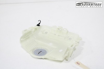 20-21 LINCOLN CORSAIR FRONT RIGHT FUSE BLOCK BODY MODULE HOLDER SUPPORT OEM