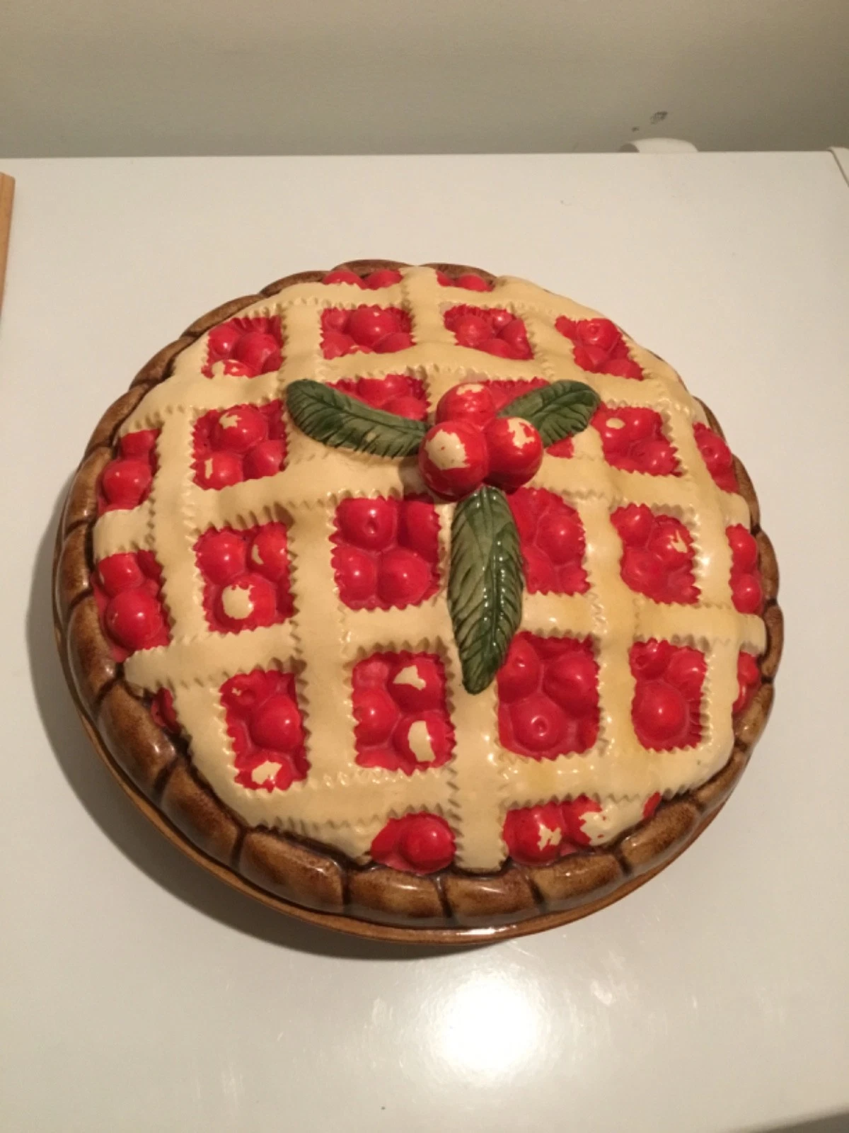 Ceramic Cherry Pie Dish W/Lid Over & Back Inc Made in Portugal