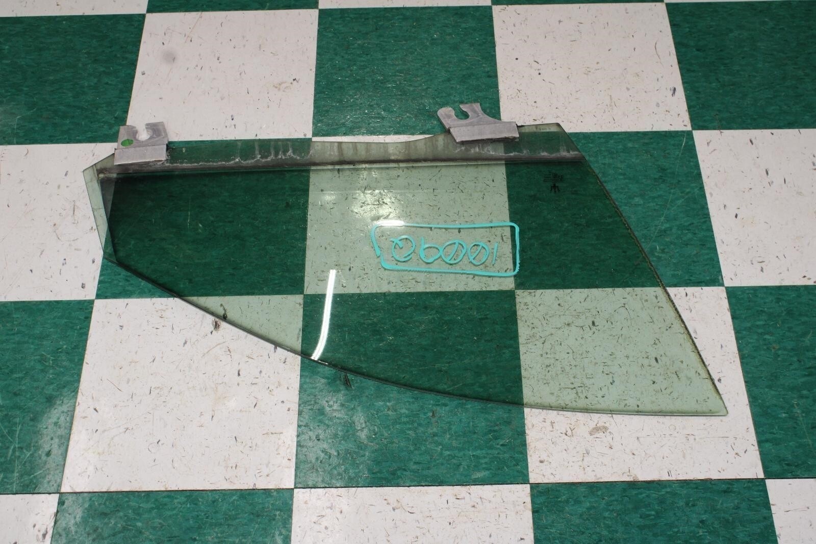 14-22 Ghibli *BUBBLING* Front Passenger Side Right RH RF Door Window Glass WTY