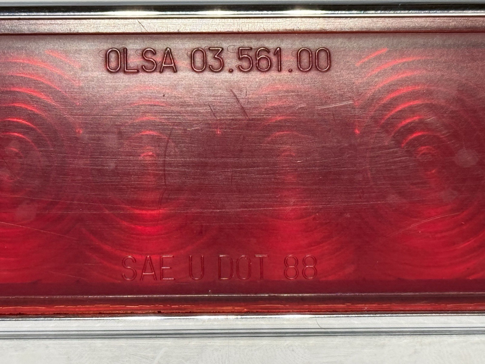 89-91 Chrysler TC Maserati THIRD BRAKE LIGHT Assembly With Plug OEM Nice