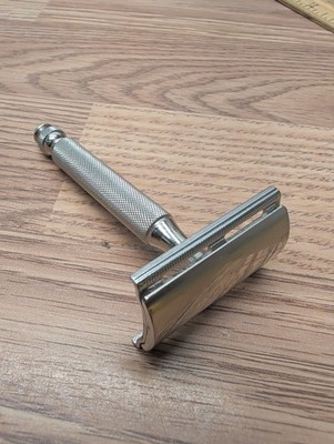 Vintage Gillette Tech DE Double Edge 3 Piece Razor 1950's Mint