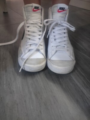 Size 6.5 (GS) - Nike Blazer Mid 77 White Black