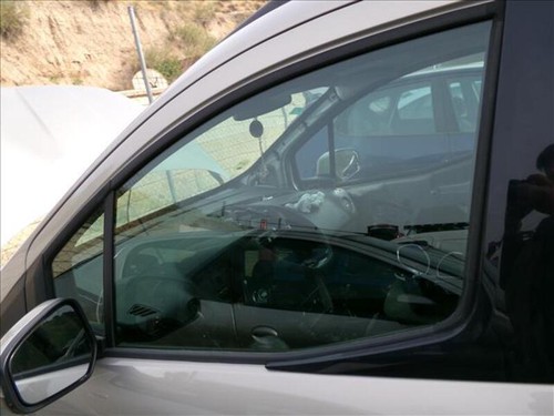 right left door glass for FORD TOURNEO COURIER 1.6 TDCI 2014- 2015 80634
