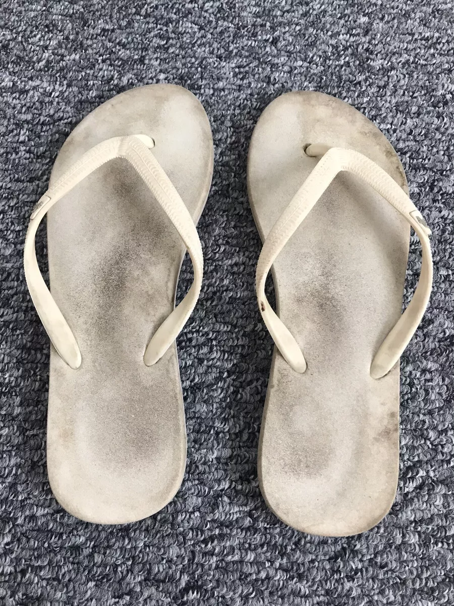 LADIES ABERCROMBIE FITCH WHITE PLASTIC FOAM TOE POST FLIP