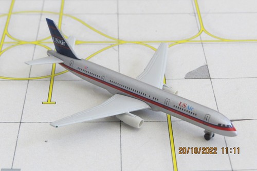 HERPA ESCALA 1/500 US AIR 503686 757-200 - Imagen 3 de 4