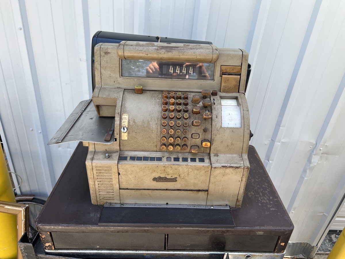 CUISINIERS à ROANNE Amazon.com: Cuisiniers à Roanne - Relié: 9782221000007: Jean