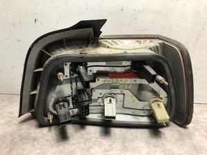 RÜCKLICHT LINKS AUSSEN BMW 3 serie (E36/4) Sedan 325 tds (M51-D25) 63211387361