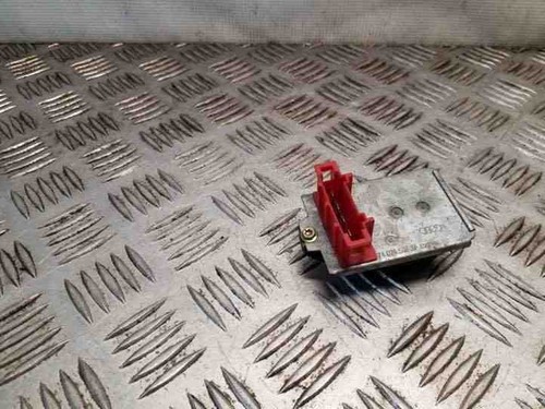 VW PASSAT B5 3B2 Blower Fan Relay 8D0959263 1.90 Diesel 66kw 2004 25152350