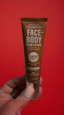**REVLON Colorstay Glow ****24HR Wear. Get Your Glow On!!! FREE SHIP!