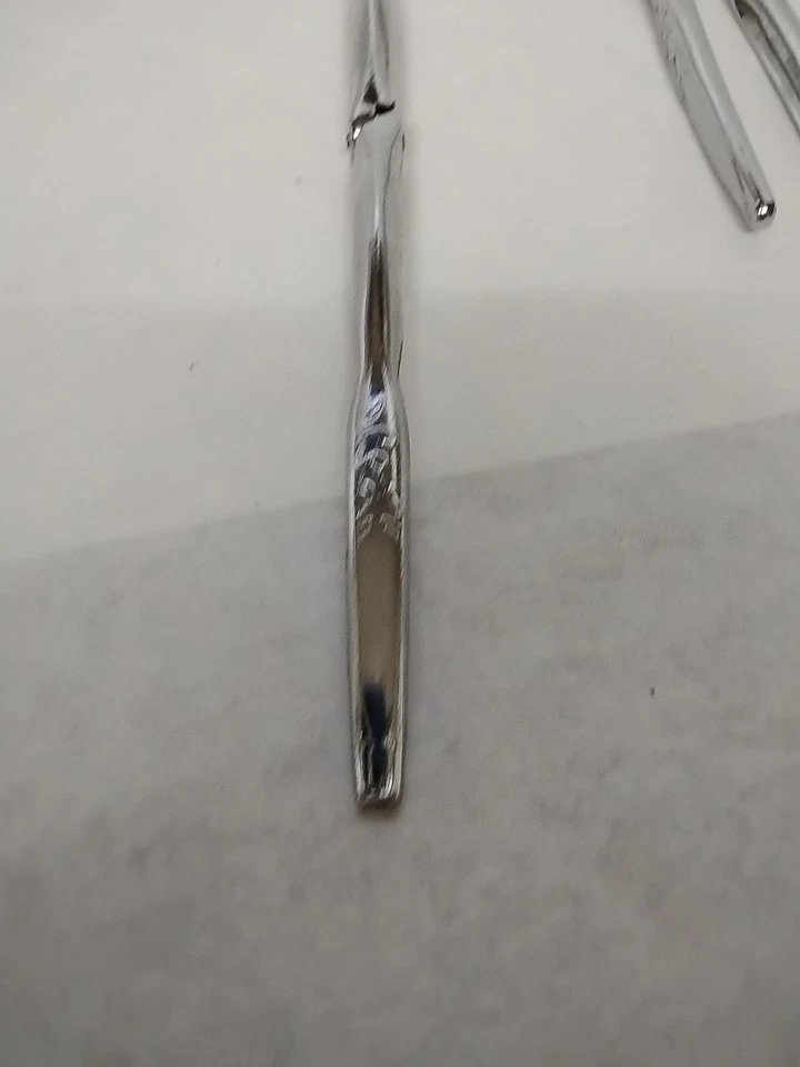 Pair of VTG Lobster/Crab Cracker-Filigree Side design Made in Hong Kong/Japan - Image 4 of 4