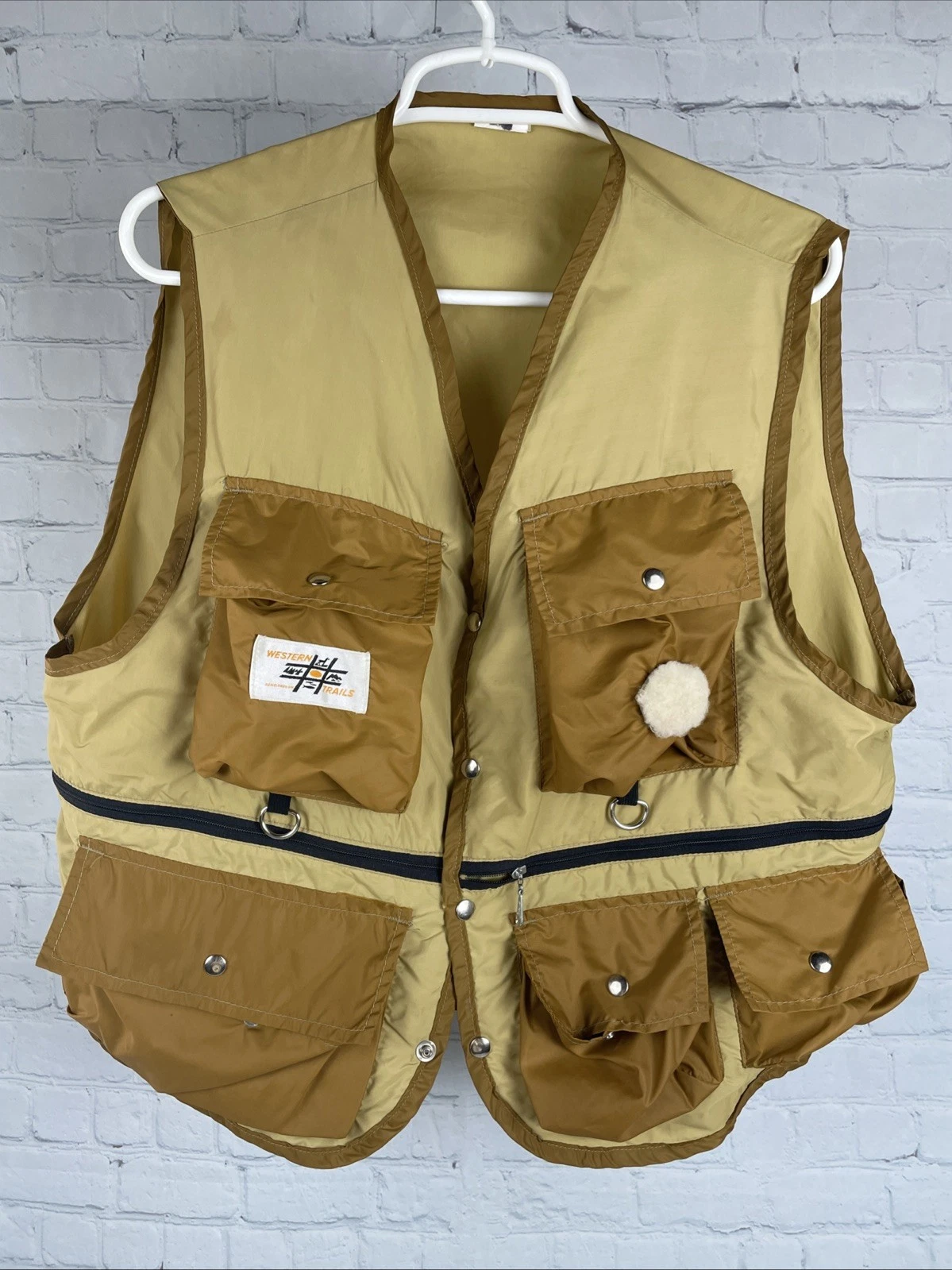 Vintage Western Trails Fishing Vest Sz Lg Tan Brown Pockets Bend OR Outdoors