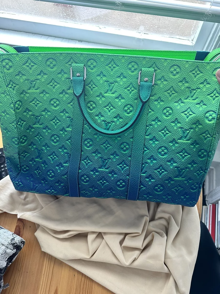 Authentic Louis Vuitton x Virgil Abloh Taurillon Illusion Keepall