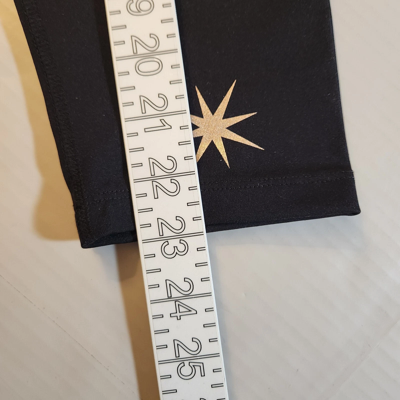 beyond-yoga north star high waisted star midi leggings