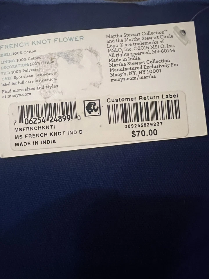 Almohada Decorativa Cuadrada Martha Stewart Nudo Francés 16" Azul Índigo Nueva con Etiquetas Foto 4 de 4