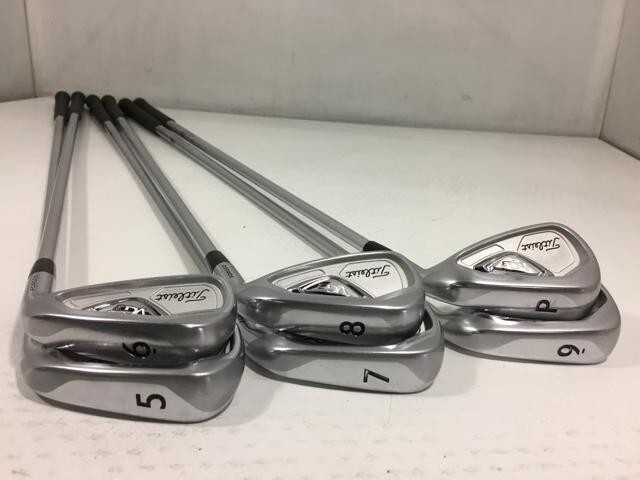 Titleist VG3 2016 Iron Set / 5-PW / Flex Regular Titleist VG 1 Exc